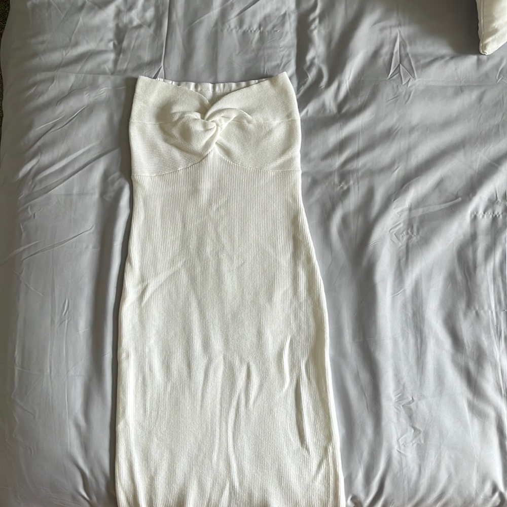 White knit strapless dress
